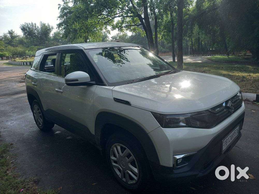 Maruti Suzuki Brezza 1.5 Vxi Smart Hybrid, 2023, Petrol