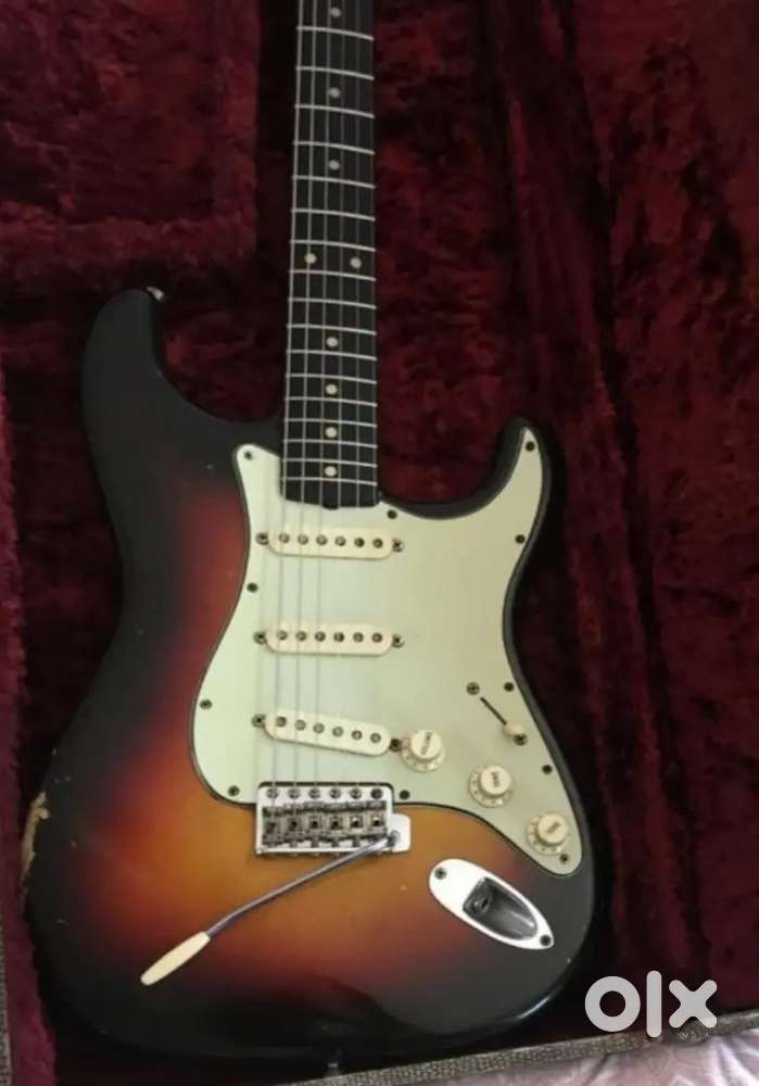 Fender Stratocaster Mexican Guitar - Musical Instruments in Mecon