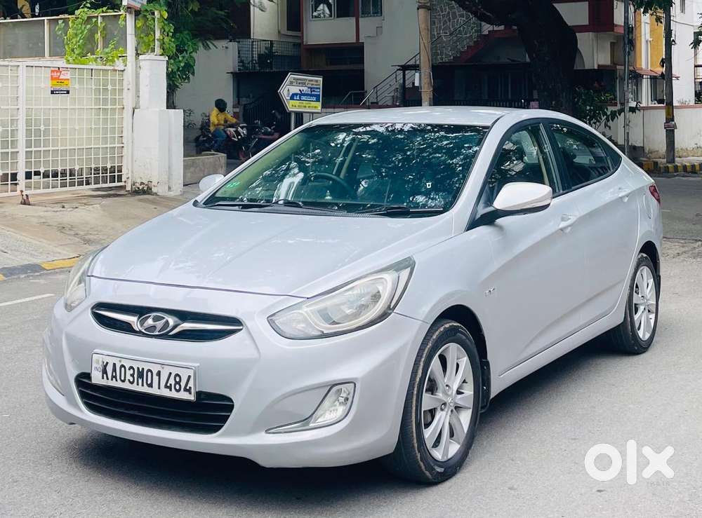 Hyundai Verna Fluidic 1.6 Vtvt Sx, 2012, Petrol