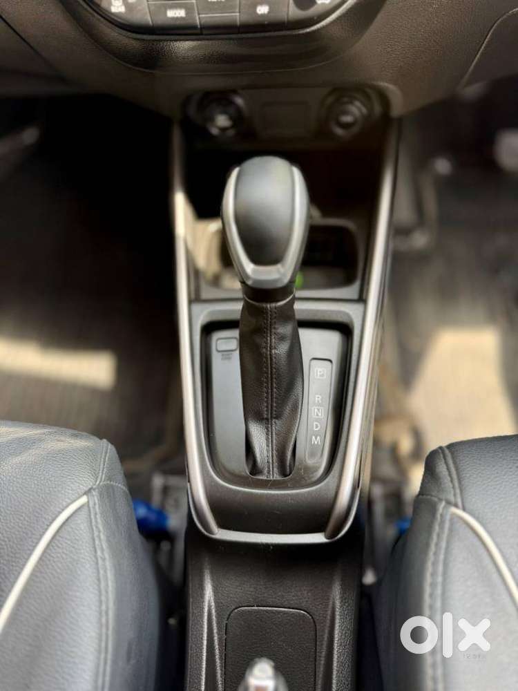 Maruti Suzuki Xl6, 2022, Petrol