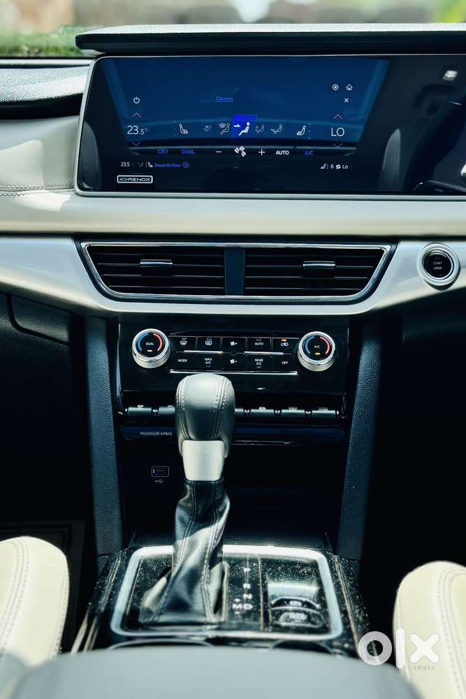 Mahindra Xuv700 2.2 Ax 7 Diesel At Luxury Pack Str, 2025, Diesel
