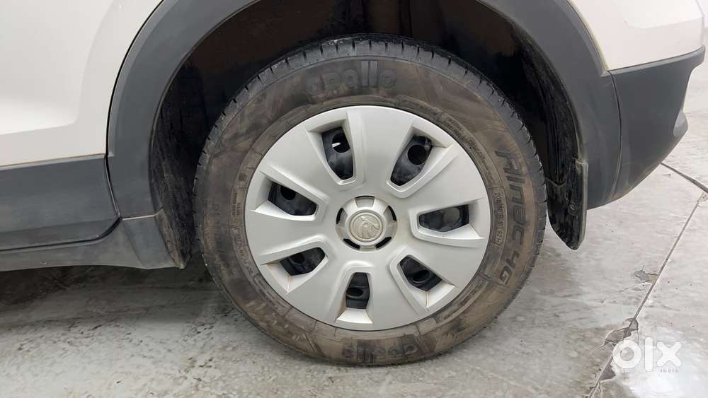 Skoda Kushaq Active 1.0 Tsi Mt, 2022, Petrol