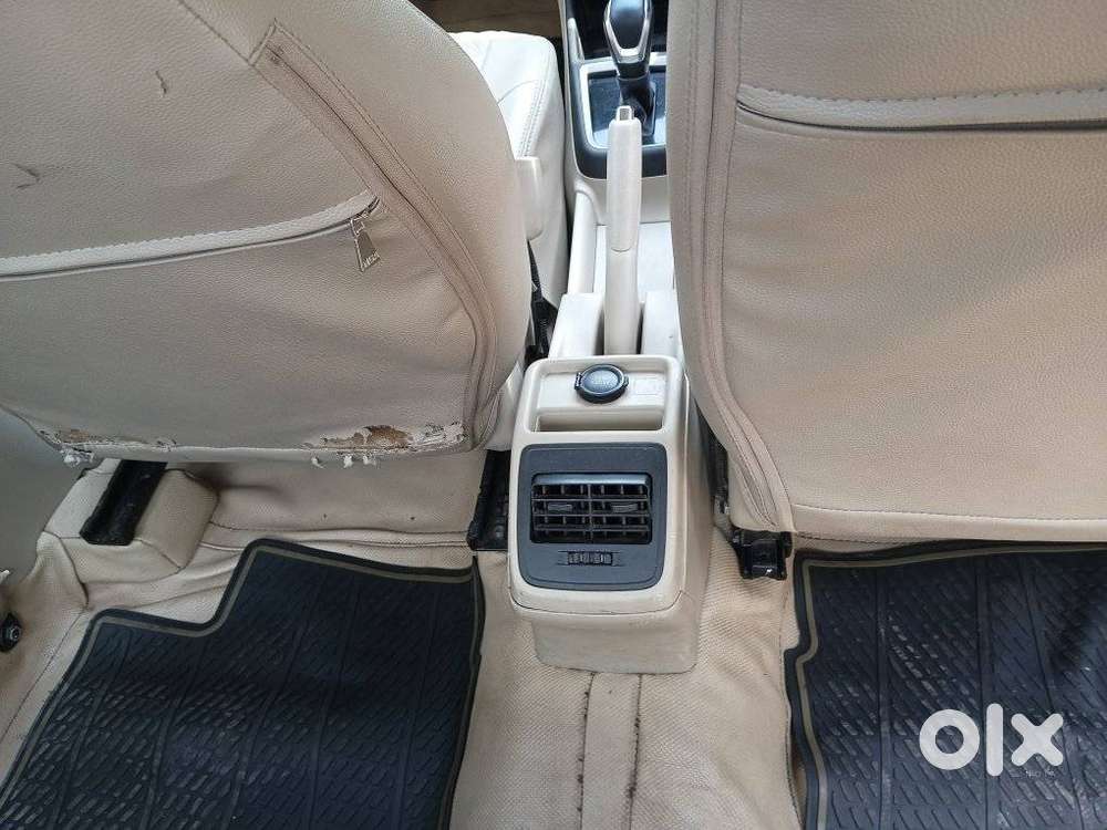 Maruti Suzuki Dzire 1.2 Vxi Amt, 2022, Petrol