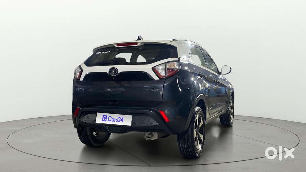 Tata Nexon 1.2 Revotron Xza Plus Dualtone, 2018, Petrol