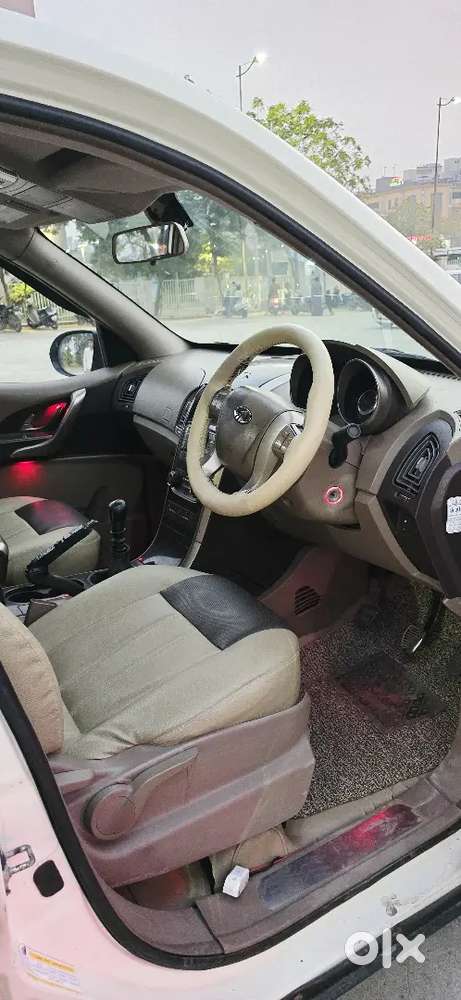 Mahindra Xuv500 2014 Diesel 85000 Km Driven