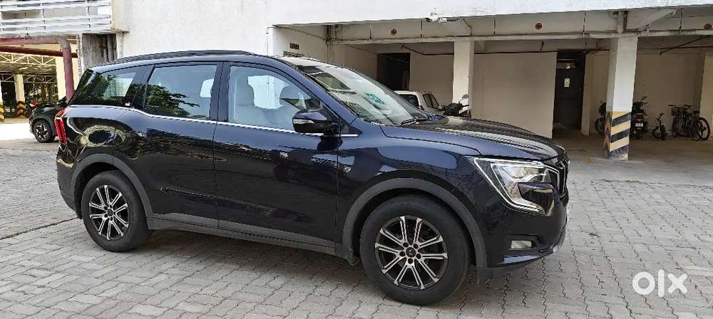 Mahindra Xuv700 Ax7l P At  2.0 2023