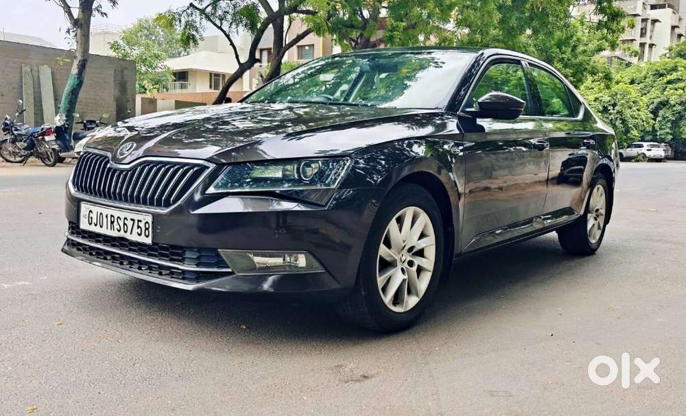Skoda Superb 2.0 Tsi At L&k, 2016, Petrol