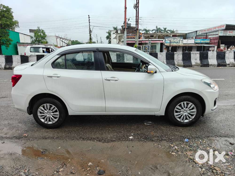 Maruti Suzuki Dzire 1.2 Vxi, 2017, Petrol