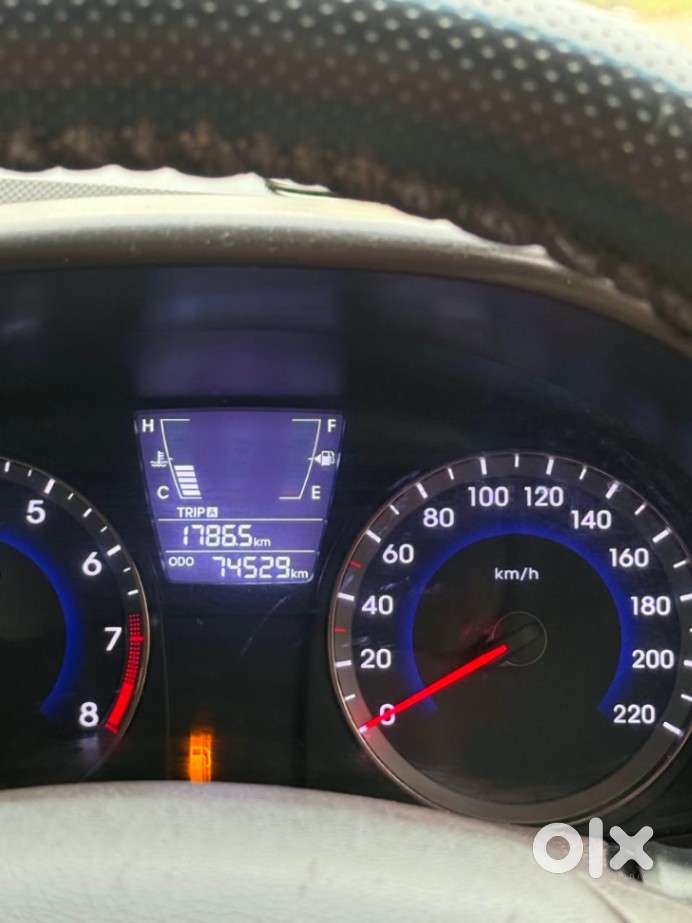 Hyundai Verna, 2017, Petrol
