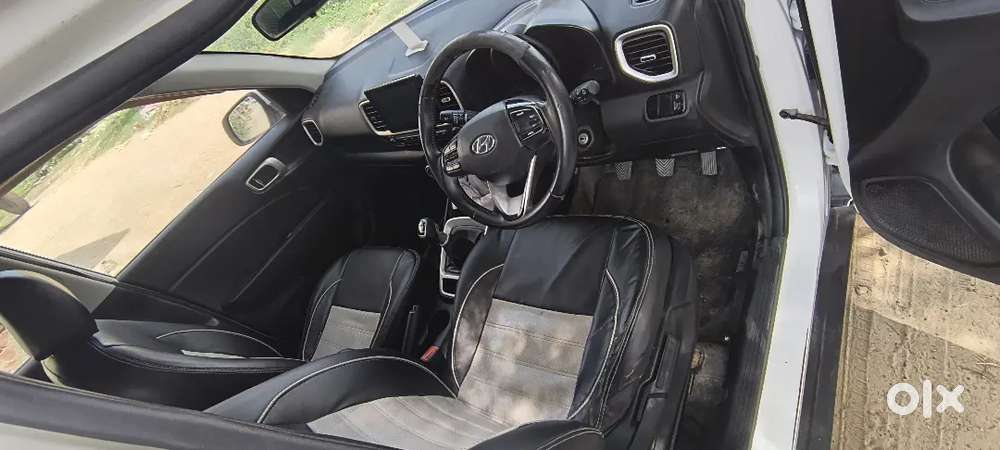 Hyundai Venue Diesel 2021 Manual 80000 Km Driven