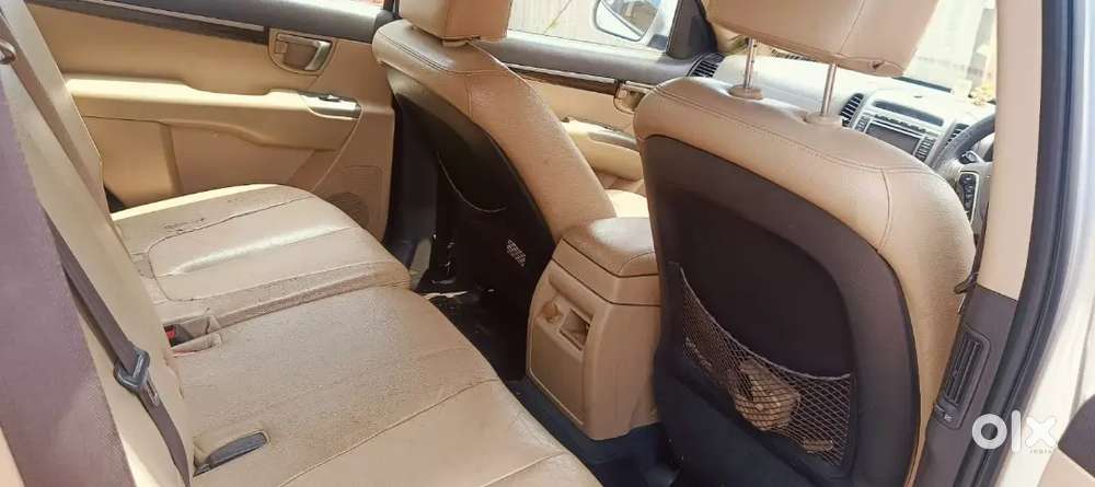 4x4 Crdi Diesel Manual Spacious 8 Seater Car In A Very Good Condition