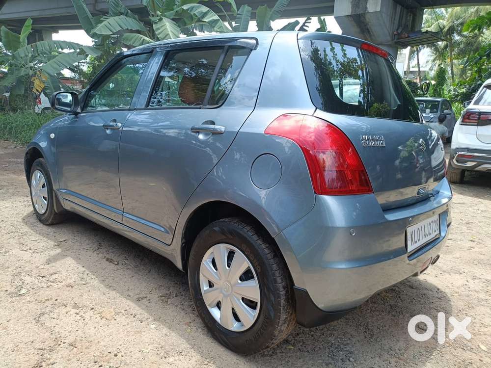 Maruti Suzuki Swift 2005 Petrol Manual Year