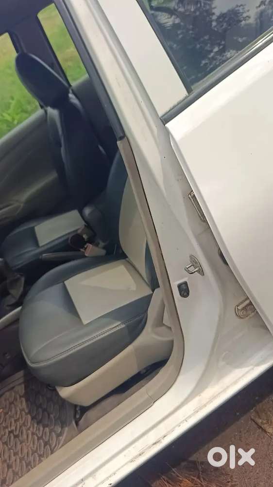 Nissan Sunny 2012 Diesel 225000 Km Driven
