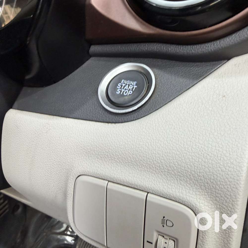 Hyundai Aura Sx Plus Automatic, 2020, Petrol