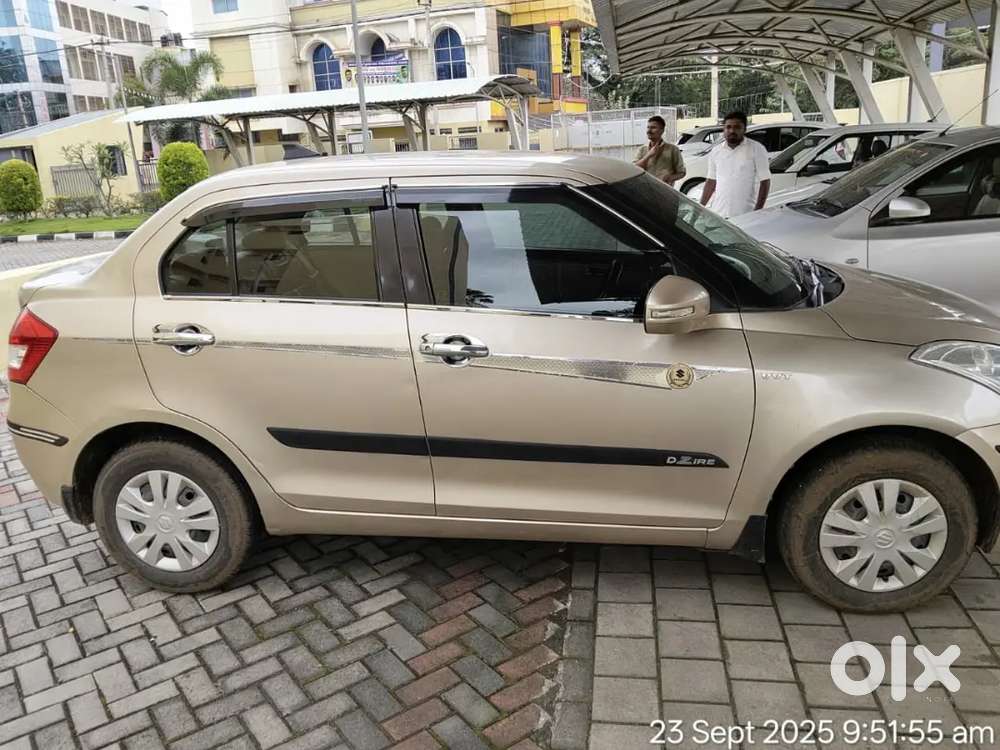 Maruti Suzuki Dzire 1.2 Vxi 2013