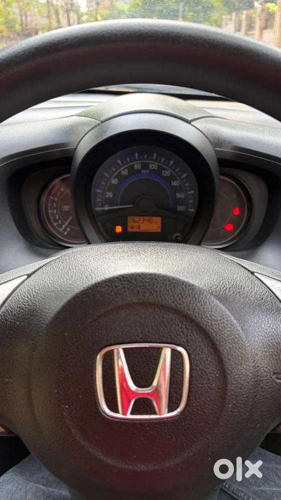 Honda Amaze 2015 Petrol Well Maintained