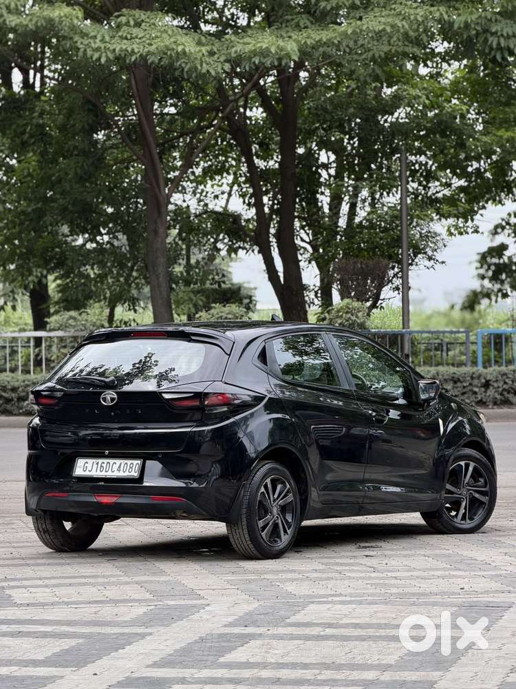 Tata Altroz 1.2 Xz Plus Dark Edition, 2021, Petrol