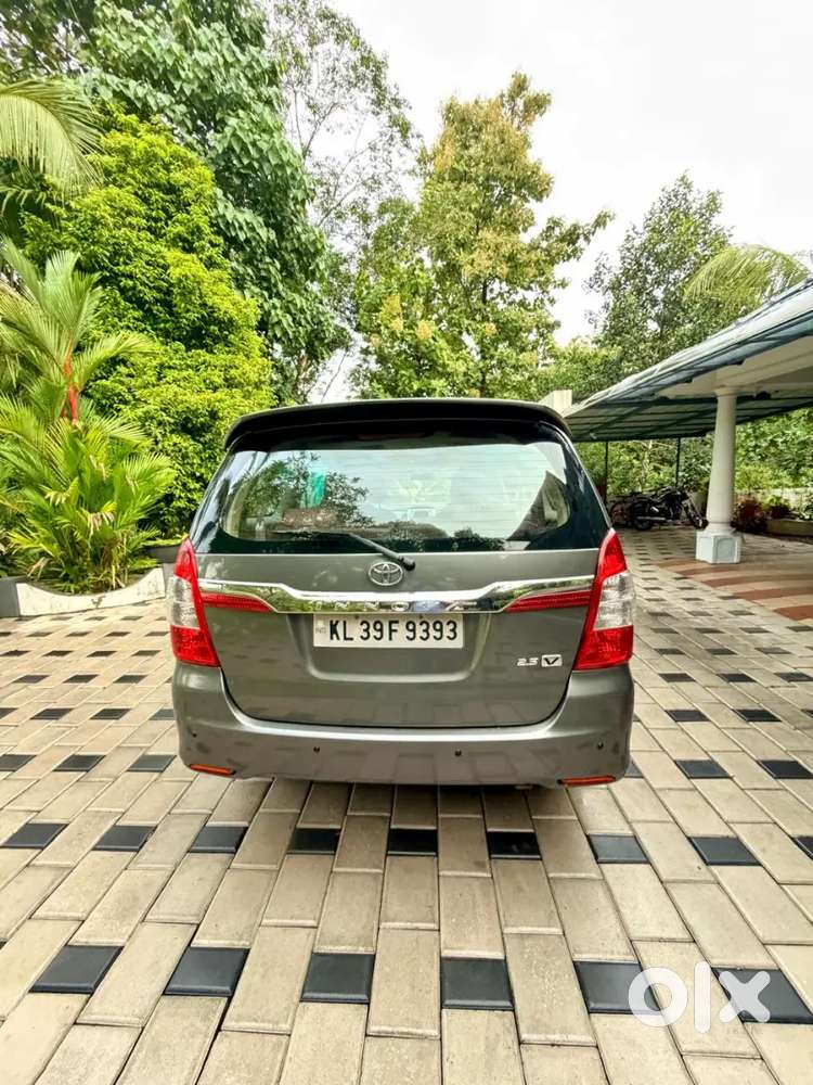 Toyota Innova 2.5 Diesel 2013 Nov Make 2014 Rgd