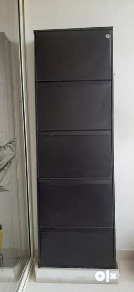 Wall mounted shoe online rack olx