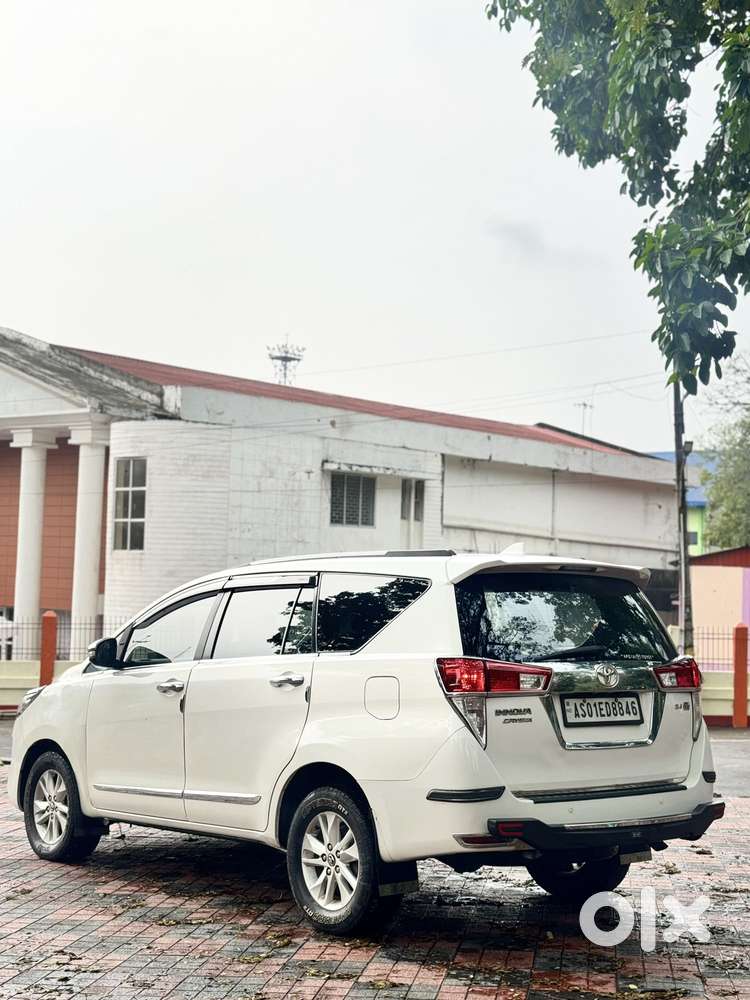 Toyota Innova Crysta 2.4 G Mt, 2019, Diesel