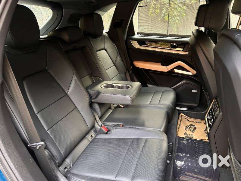 Porsche Cayenne Base, 2025, Petrol