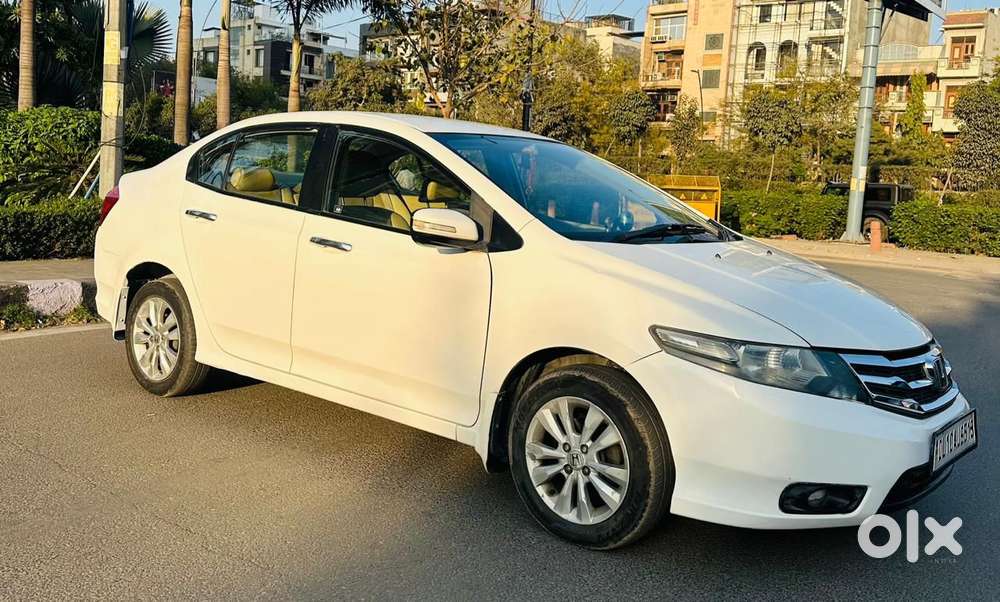 Honda City 2011-2013 V At Exclusive, 2013, Petrol