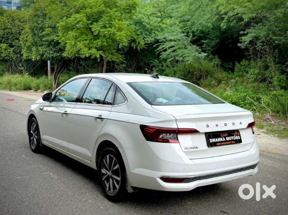 Skoda Slavia 1.0 Tsi Style At, 2022, Petrol