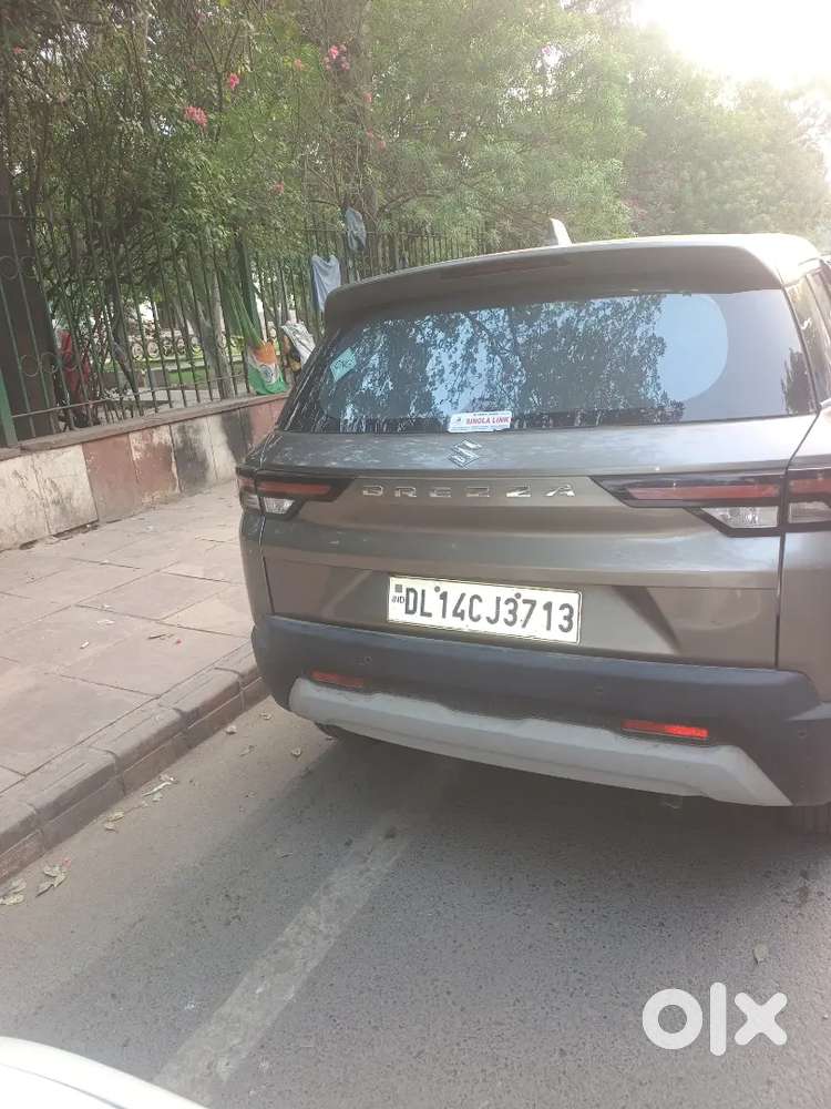 Maruti Suzuki Brezza 2024 Cng & Hybrids 34000 Km Driven