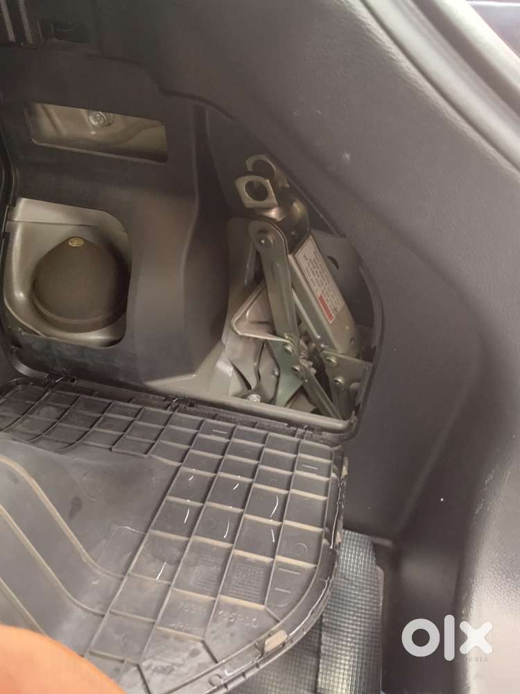 Maruti Suzuki Swift 2018 Amt Zxi, 2021, Petrol