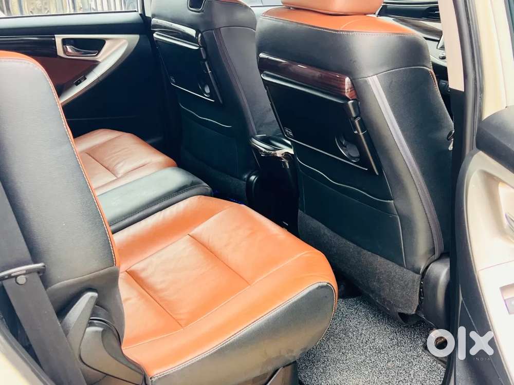 Toyota Innova Crysta 2.8 Zx At 7 Seater, 2018, Diesel