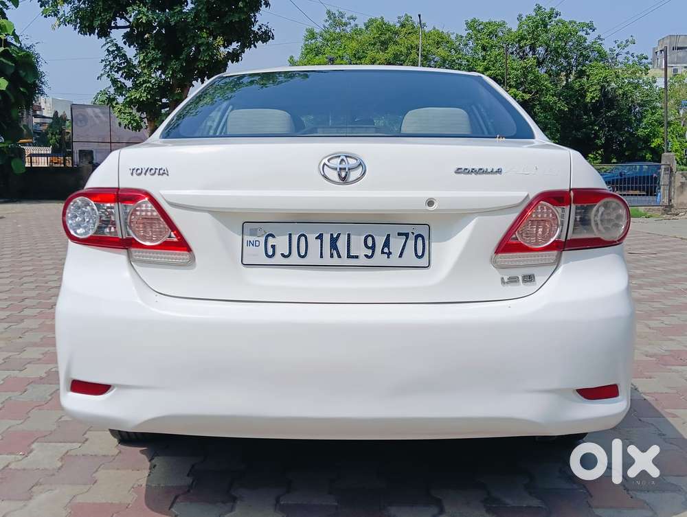 Toyota Corolla Altis 1.8 J, 2011, Petrol