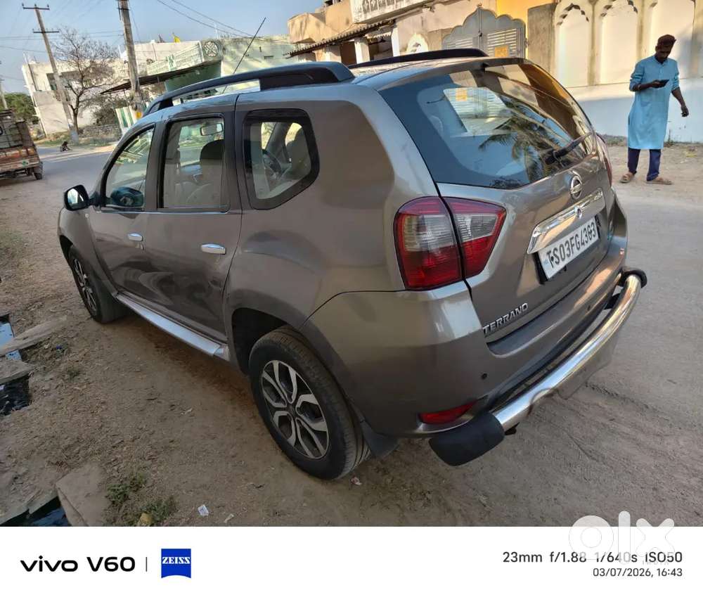 Nissan Terrano 2014 Diesel 90000 Km Driven