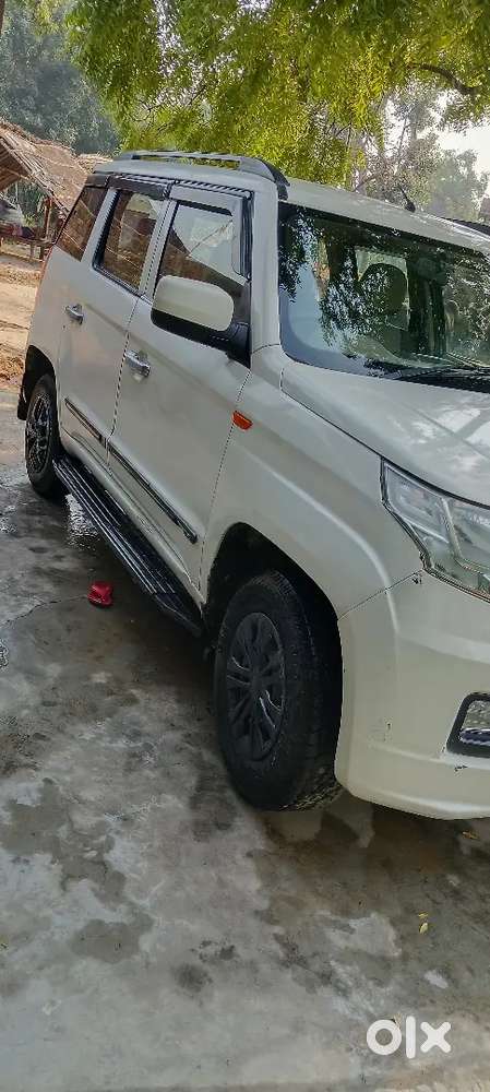 Mahindra Tuv 300 2016 Diesel 140000 Km Driven