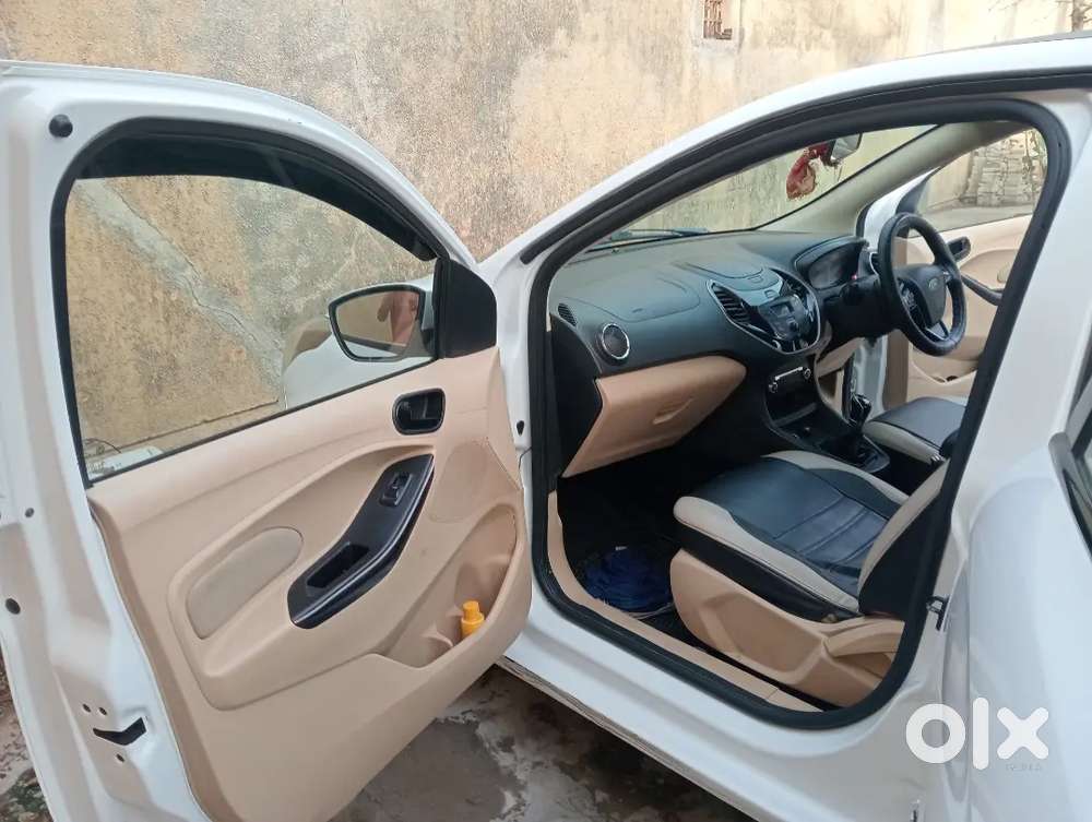 Ford Figo 2016 Petrol Manual