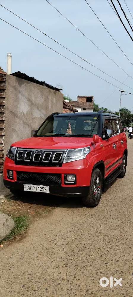 Mahindra Tuv 300 2020 Dual Tone