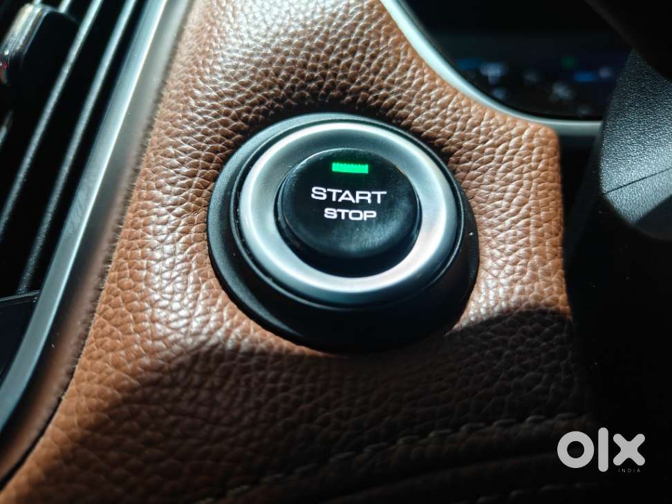 Mg Hector Plus 1.5 Sharp Turbo Cvt 6 Str, 2021, Petrol