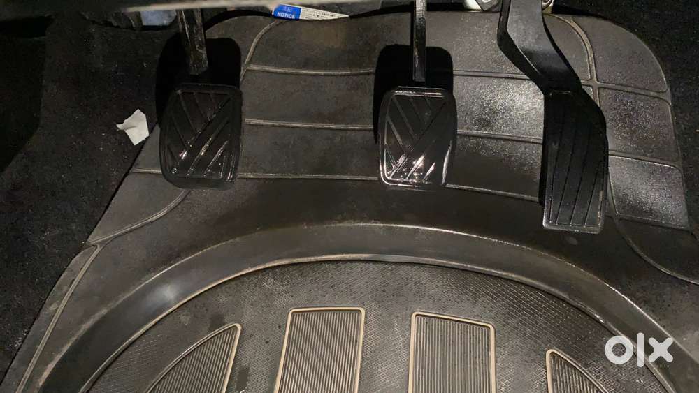 Maruti Suzuki Swift 1.2 Lxi (o), 2017, Petrol