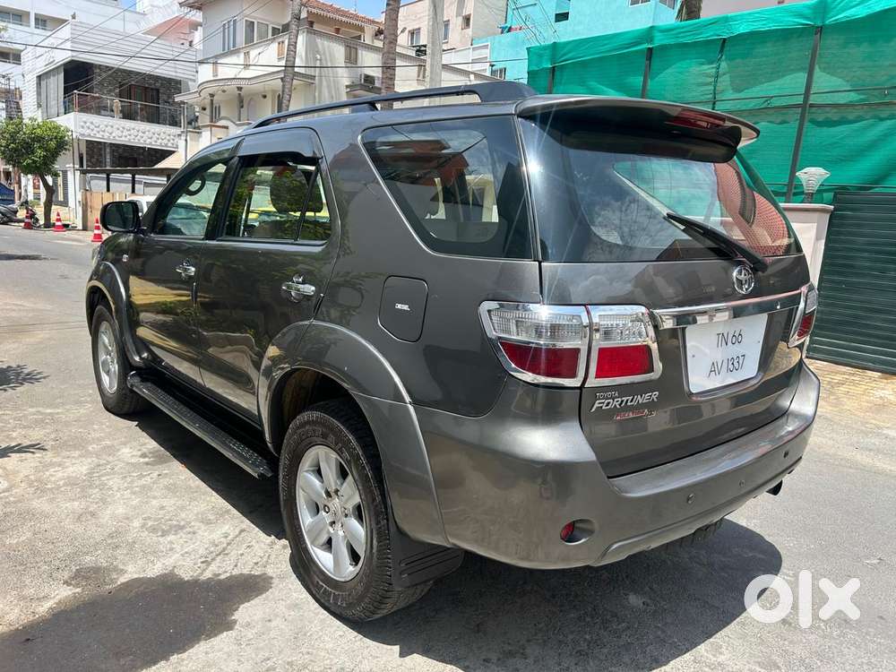 Toyota Fortuner 3.0 4x4 Manual, 2011, Diesel