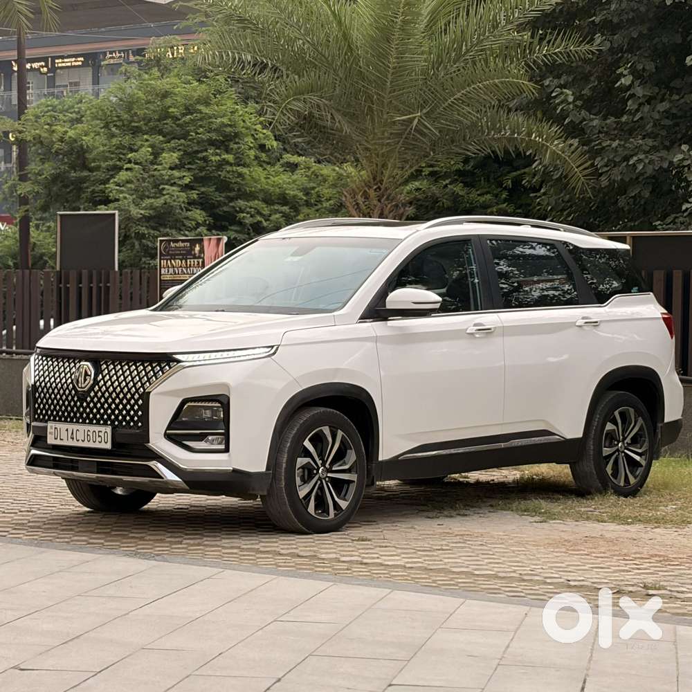 Mg Hector Plus Sharp Pro 1.5 Turbo Petrol Cvt 7 Str, 2024, Petrol