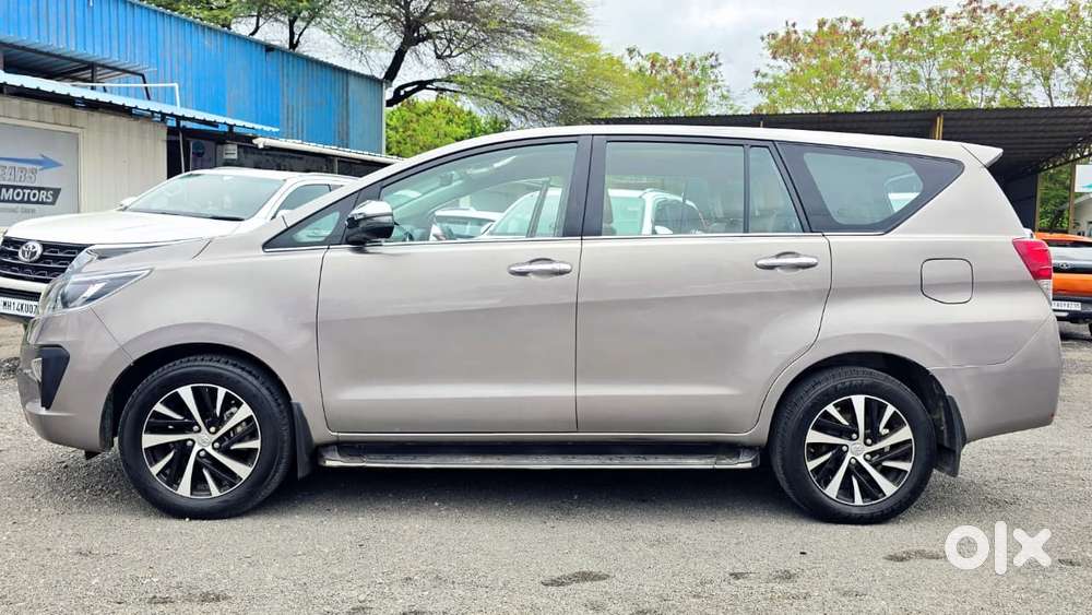 Toyota Innova Crysta 2.8 Zx At, 2022, Diesel