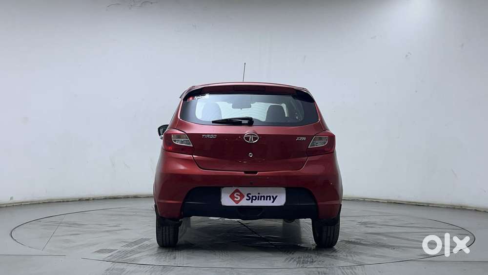 Tata Tiago Xza, 2018, Petrol