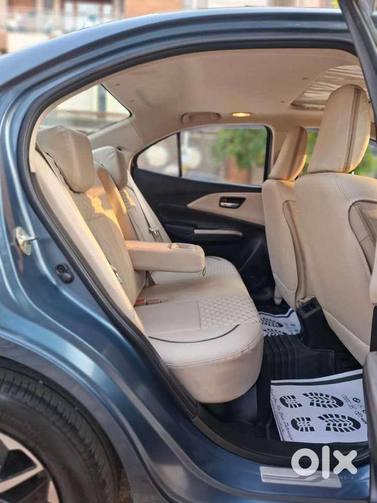 Maruti Suzuki Dzire Zxi Plus Ags, 2025, Petrol