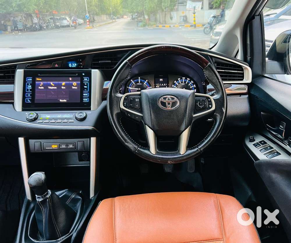 Toyota Innova Crysta 2.4 V 8 Str, 2017, Diesel