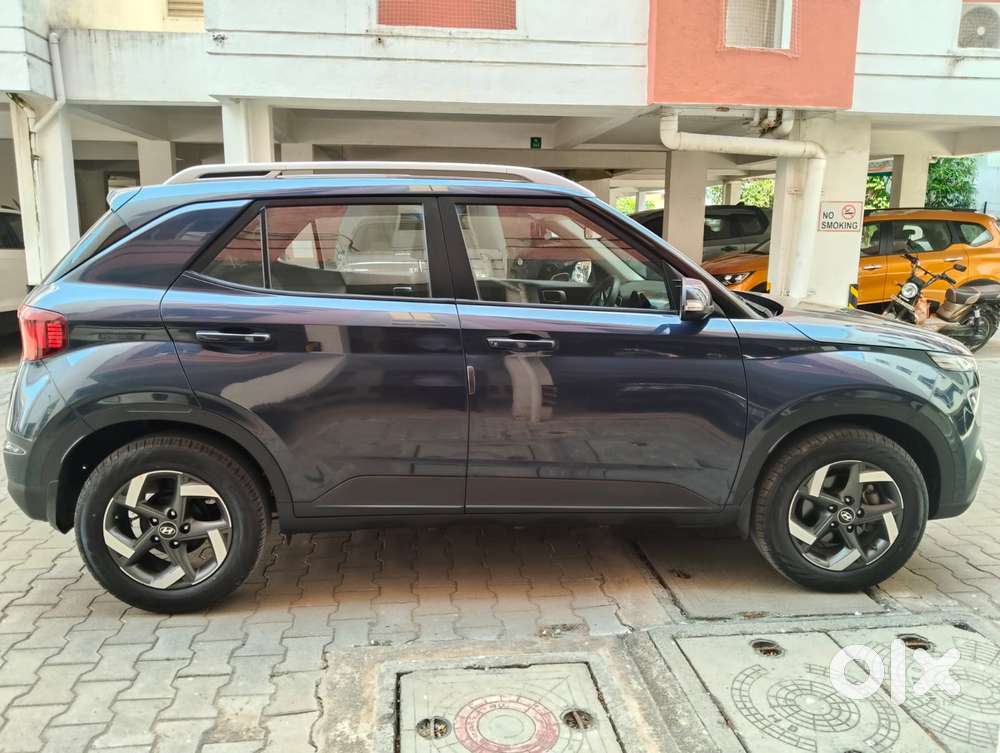 Hyundai Venue Sx Mt, 2019, Petrol