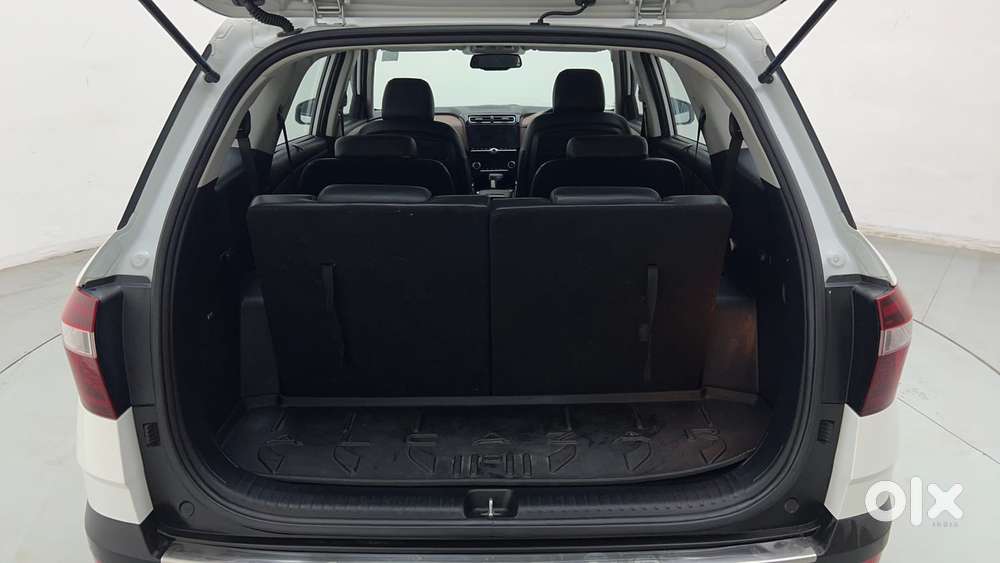 Hyundai Alcazar 2.0 Signature (o) Petrol At 6 Str, 2022, Petrol