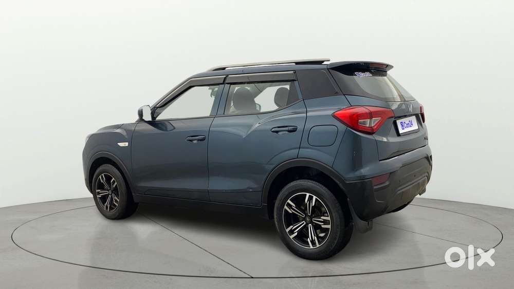 Mahindra Xuv300 W4, 2023, Petrol