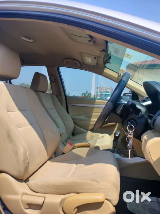 Honda City 2011-2013 V At Exclusive, 2011, Petrol