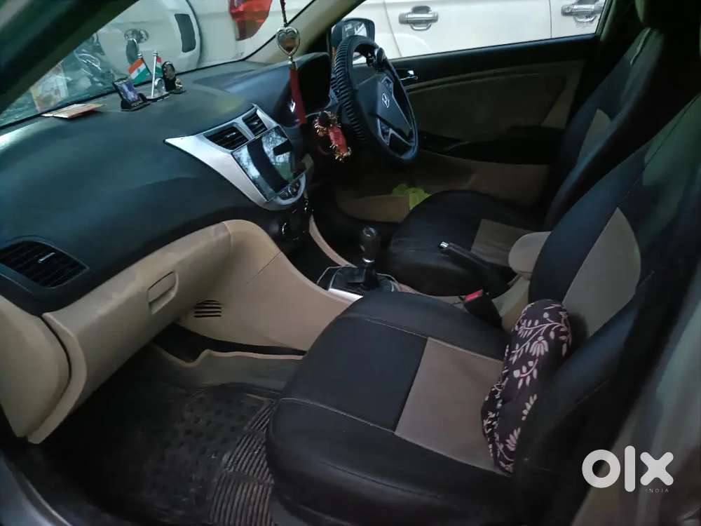 Hyundai Verna Fluidic 2011 Manual Sx