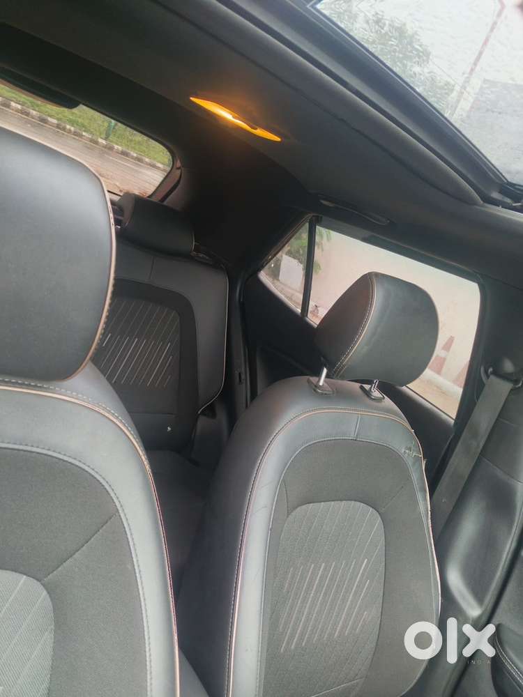 Hyundai Venue Sx 2023 Petrol.   22/12/2023 Model