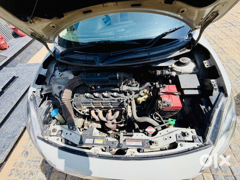Maruti Suzuki Dzire 2017 Petrol 74000 Km Driven